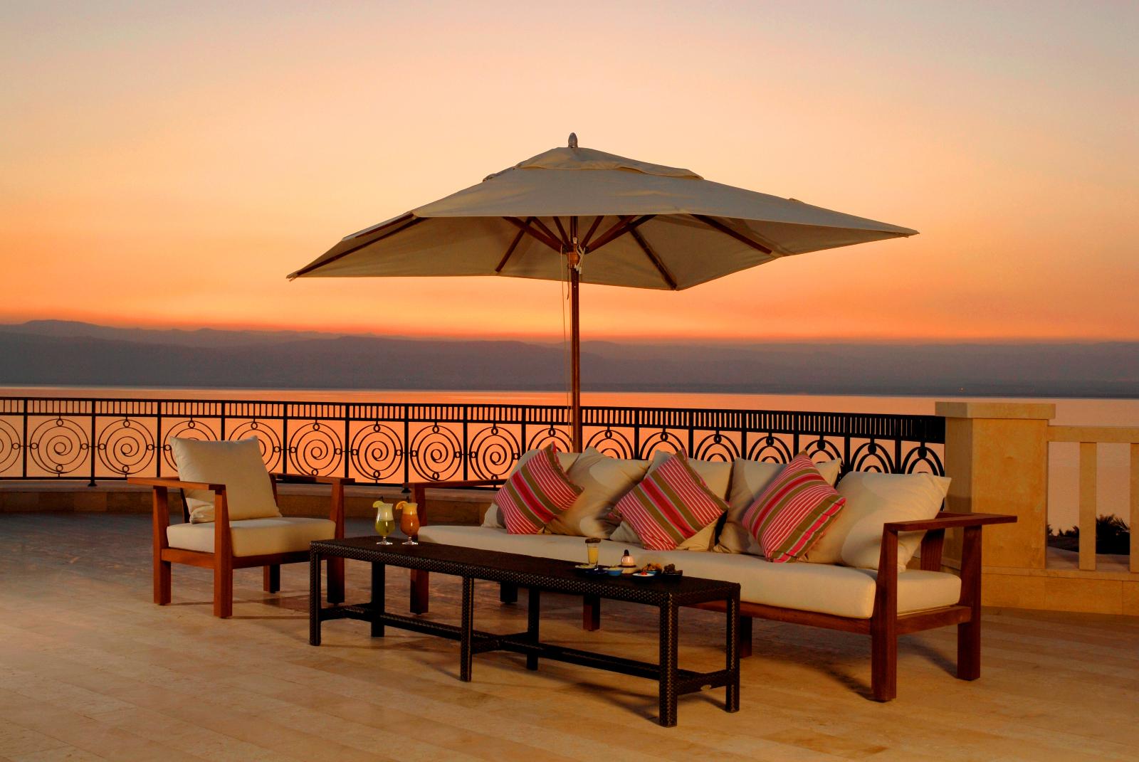 Sunset Terrace - Kempinski Hotel Ishtar Dead Sea
