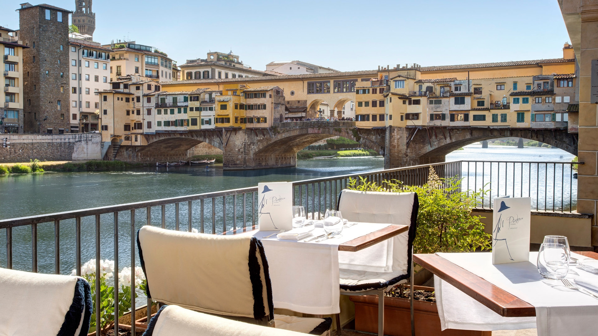 Picteau Lounge terrace - Hotel Lungarno