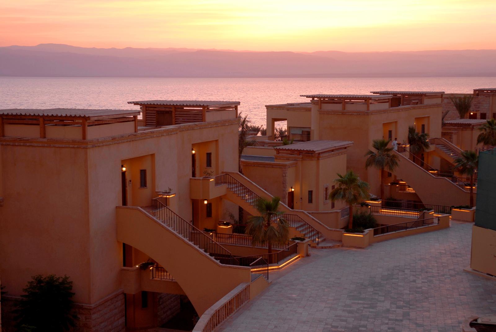 Villas at Dusk - Kempinski Hotel Ishtar Dead Sea