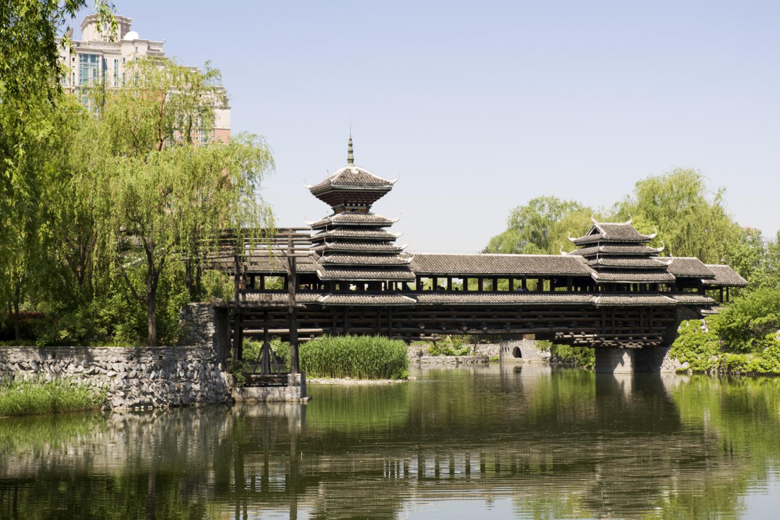 Bridge in the Botanical Gardens - A long weekend in Beijing
