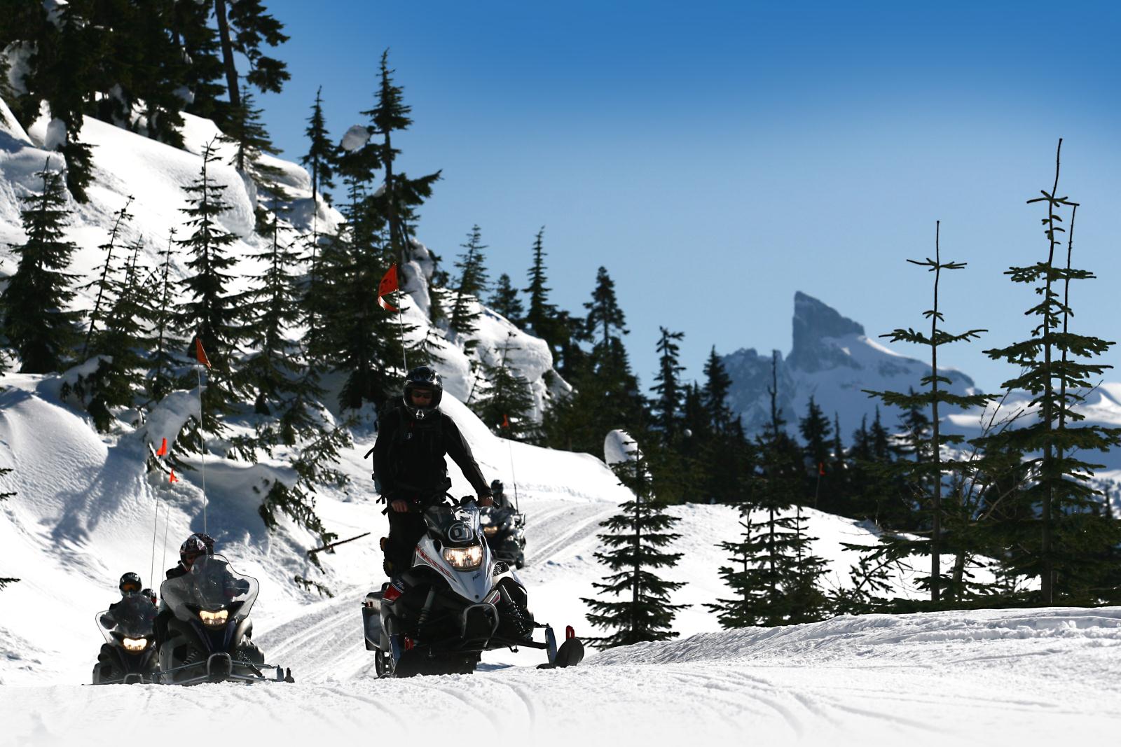 Snowmobiling - Ski Canada Adventure