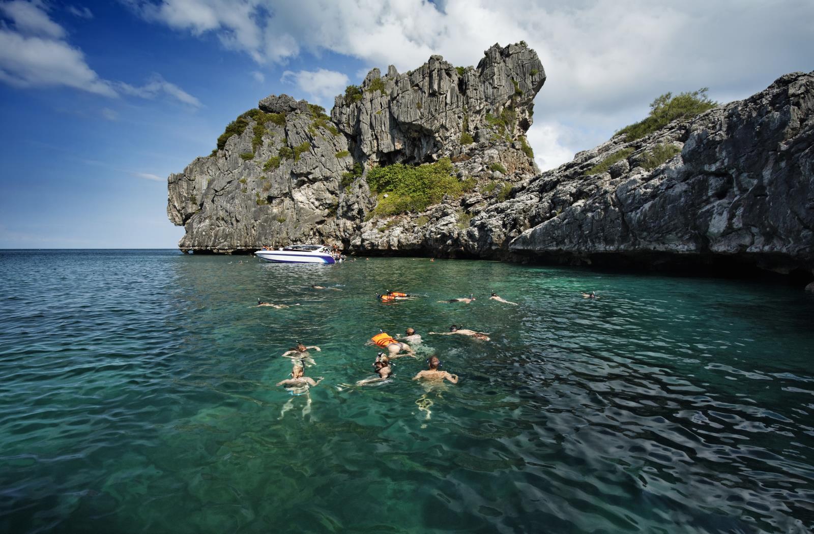 Snorkelling - West Coast Island Hopping in Thailand