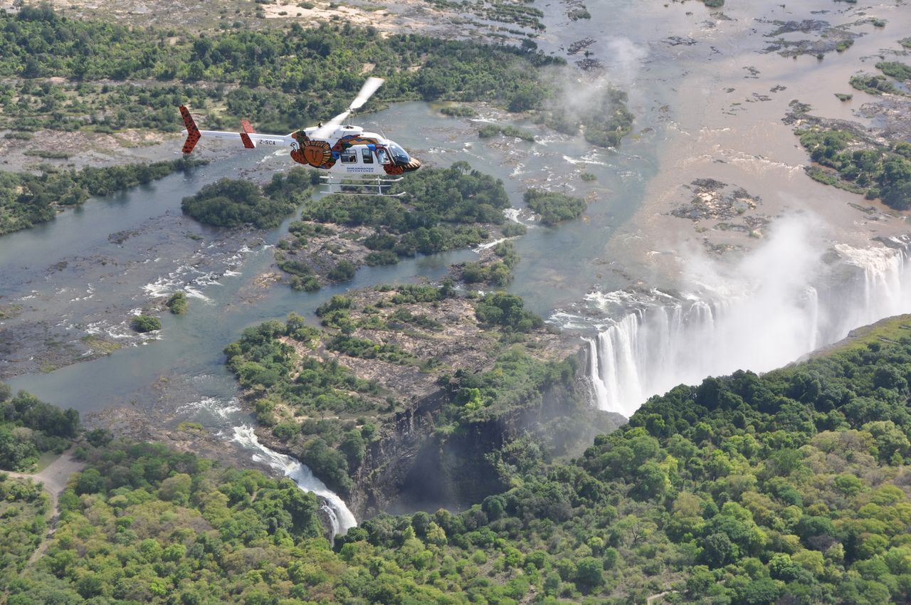 Helicopter flight over the Falls - Zimbabwe in style