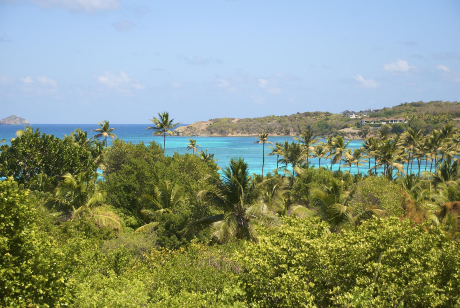 L'Ansecoy Bay - Beautiful Barbados and Magical Mustique