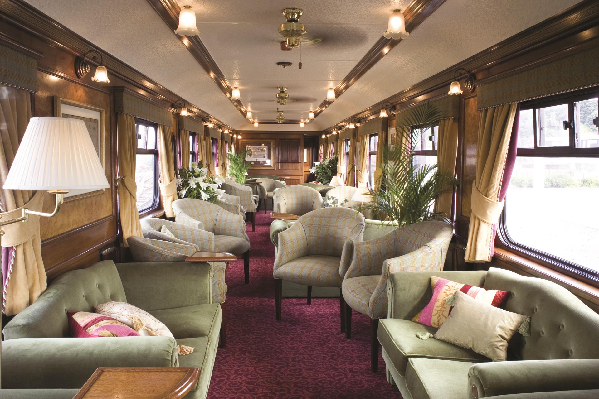 Belmond Royal Scotsman lounge - Scotland in Ultimate Luxury