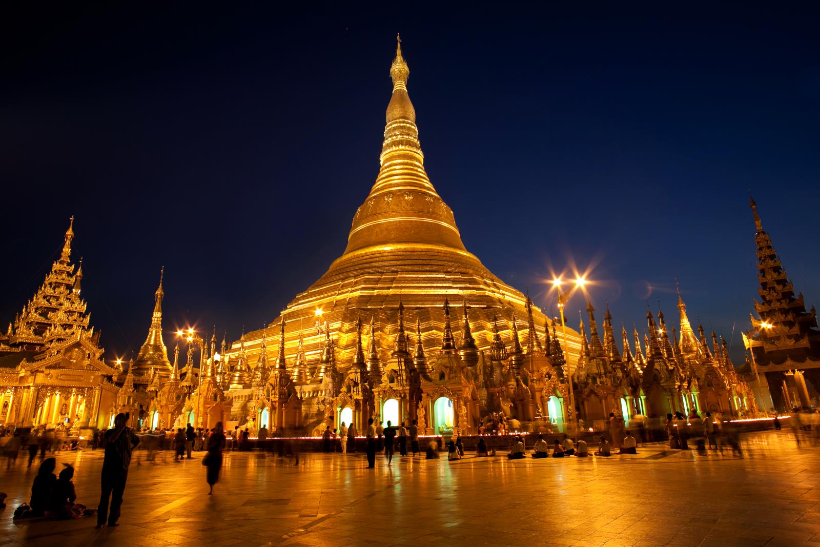 Swedagon Pagoda - Family Holiday to Burma for Teenagers