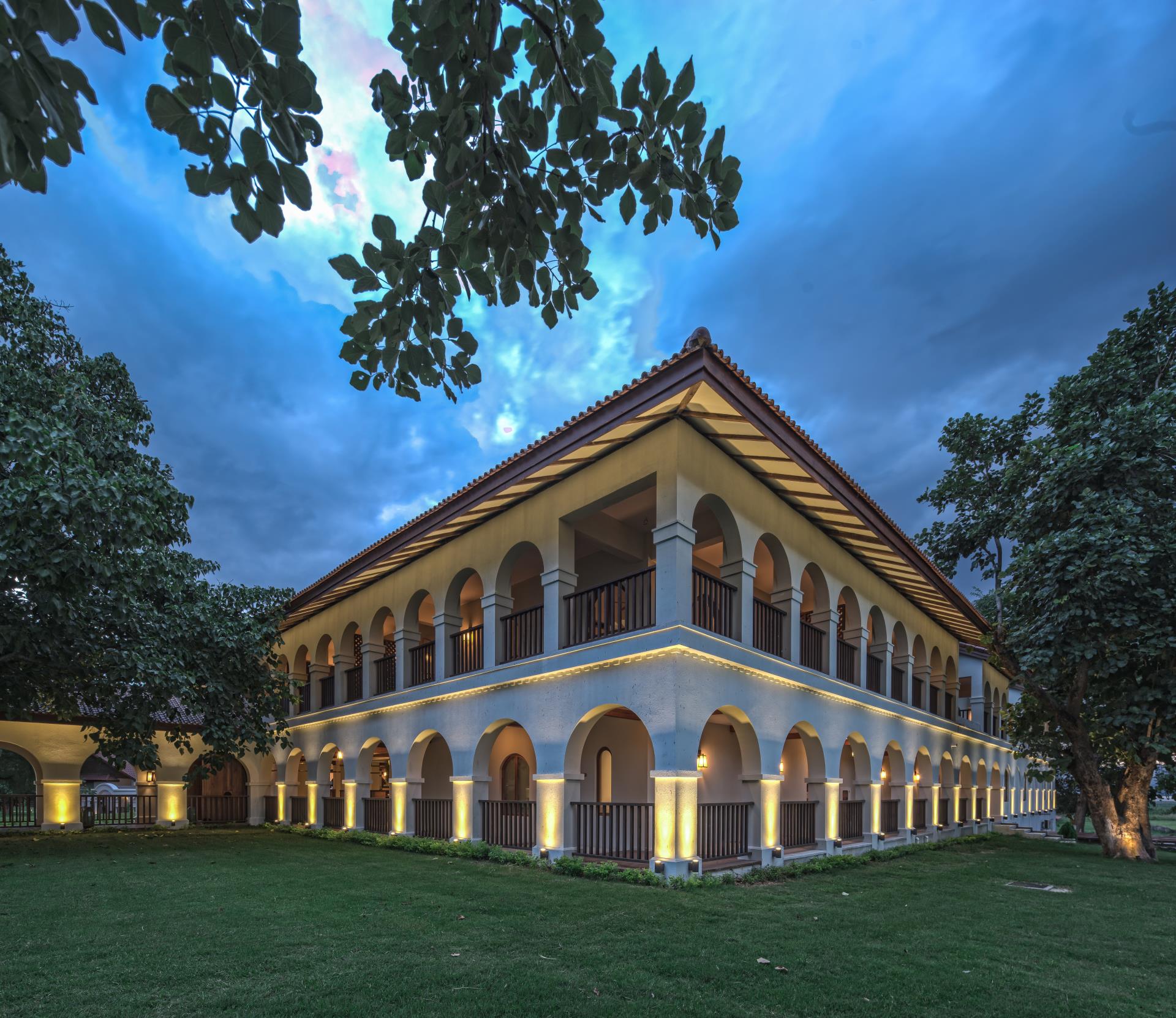 Sanctum Inle Resort - Ultimate Burma