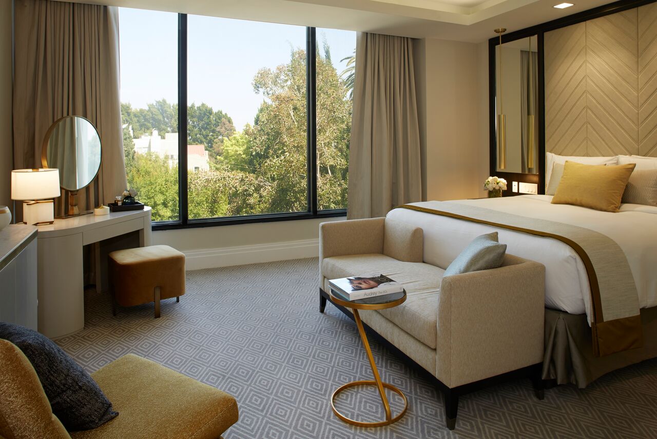 Metro Suite Bedroom - The London West Hollywood