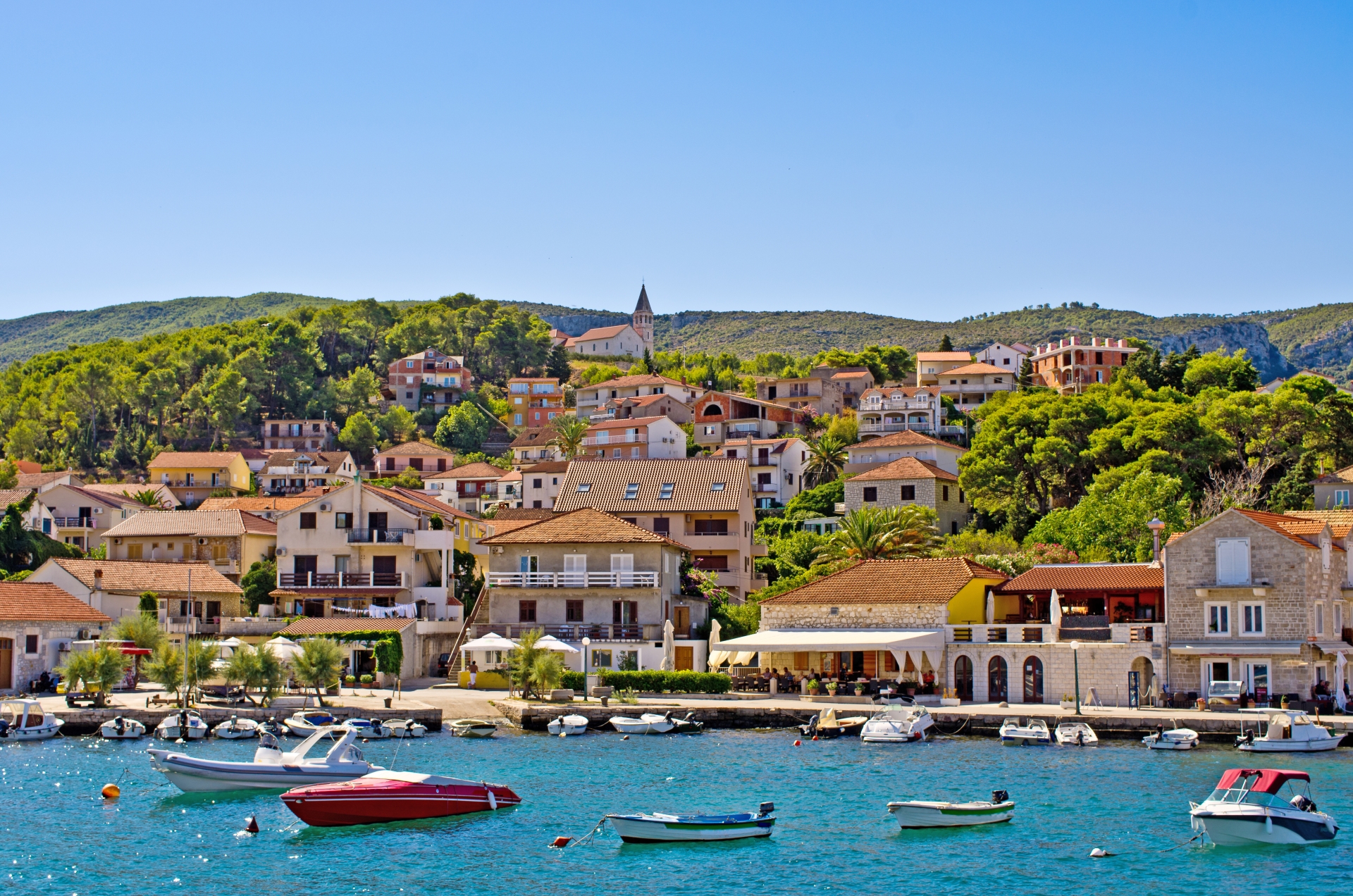 Stari Grad - Discover Dalmatia by private yacht