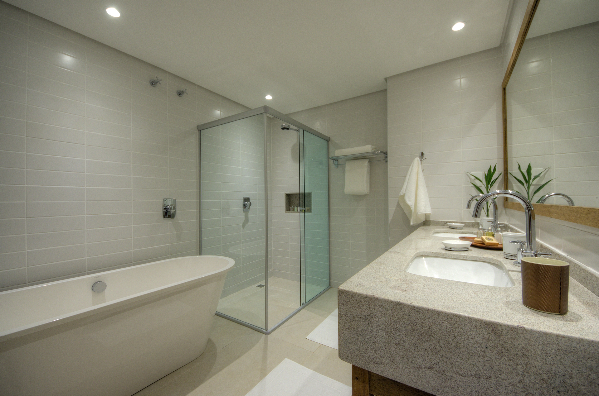 Premium Room Bathroom - Villa Amazonia