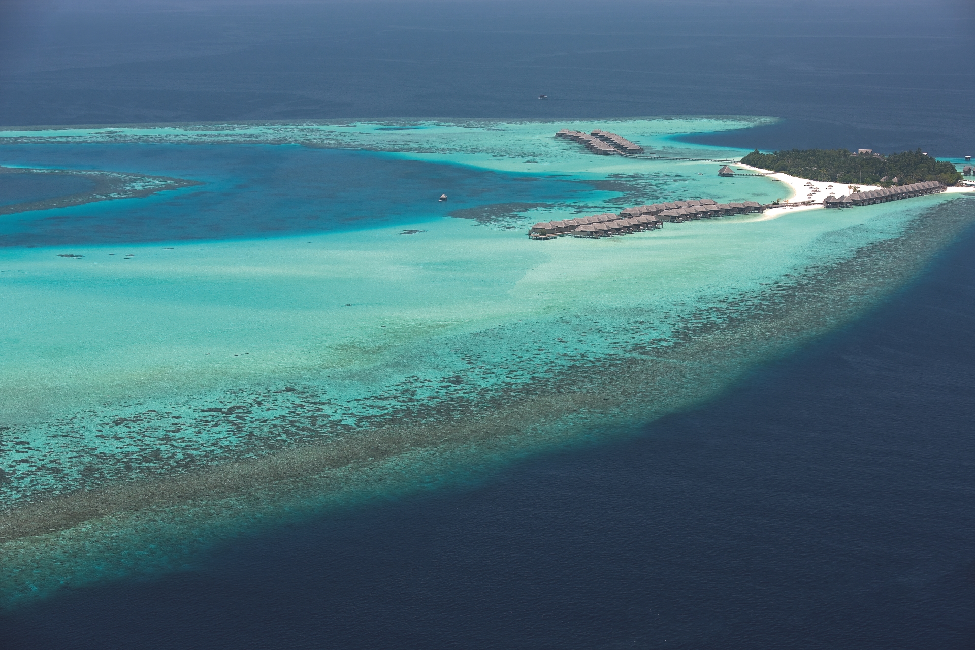 Aerial View - Constance Moofushi