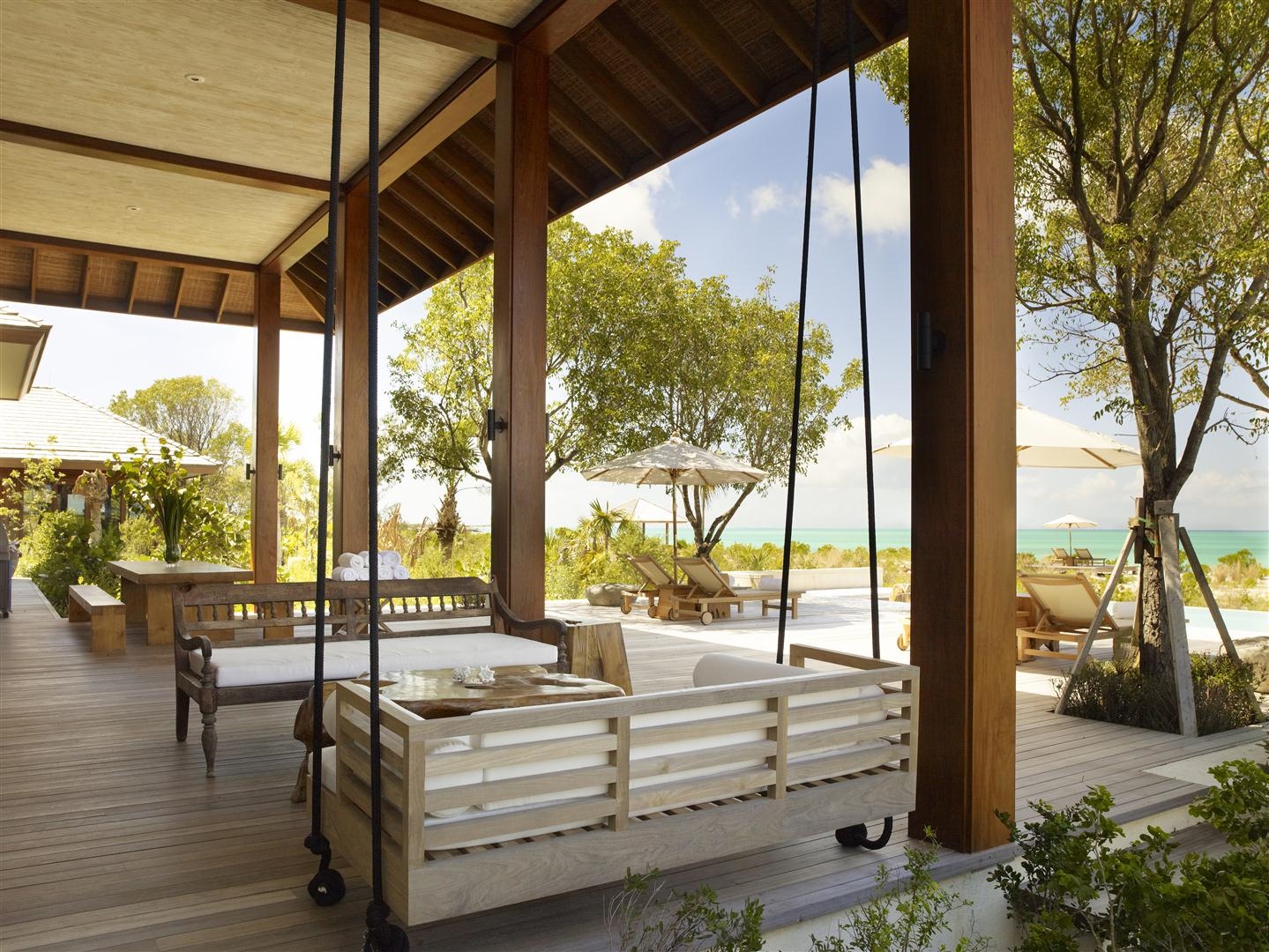 Tamarind Pool Deck Daybed - COMO Parrot Cay