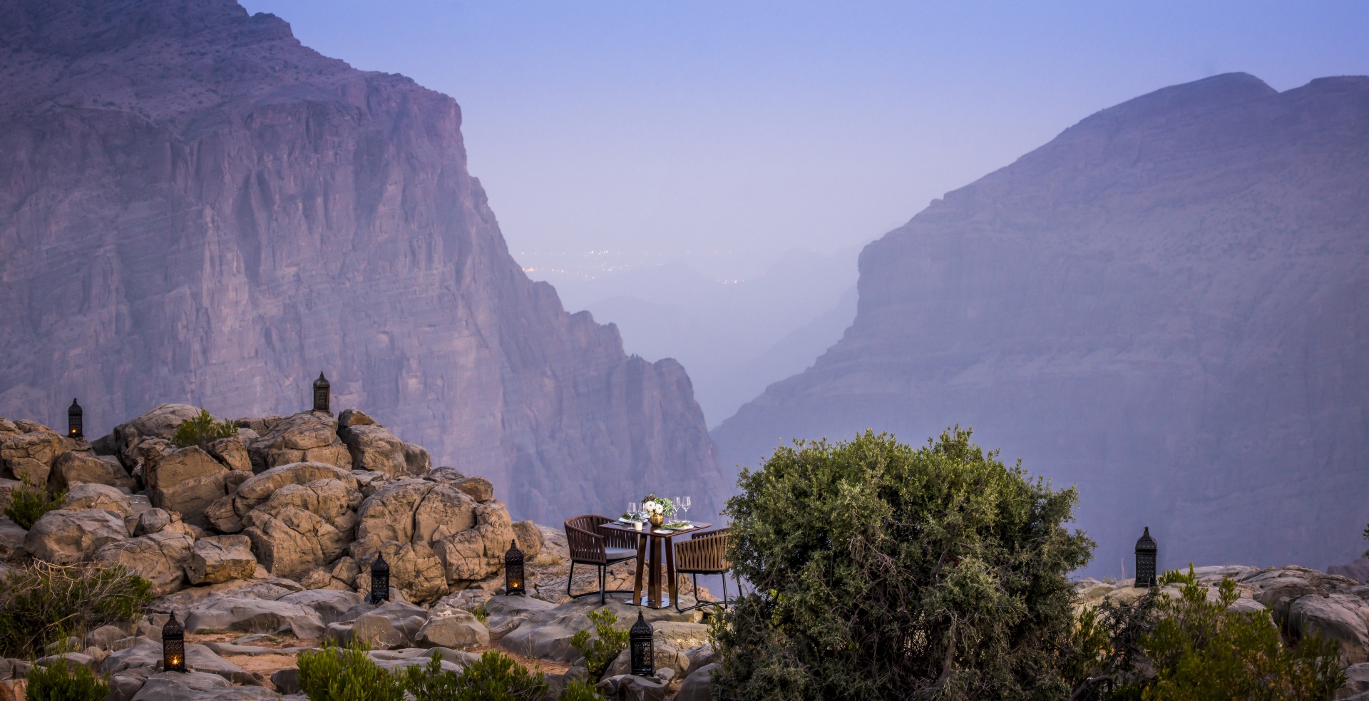 Private dining in Al Hajar Mountains 