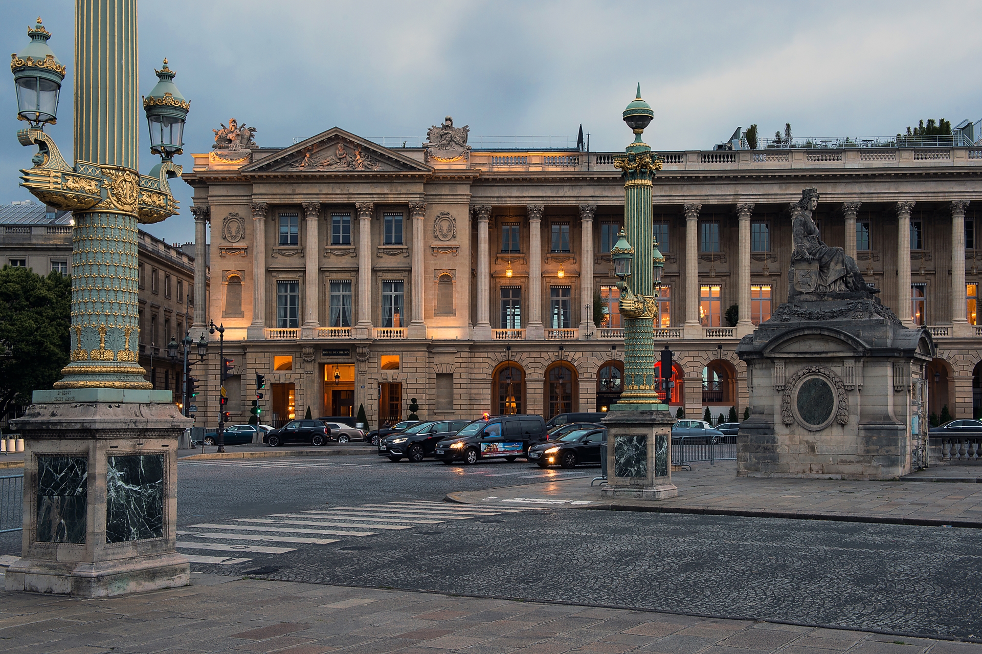 Exterior by night - Hotel de Crillon, A Rosewood Hotel