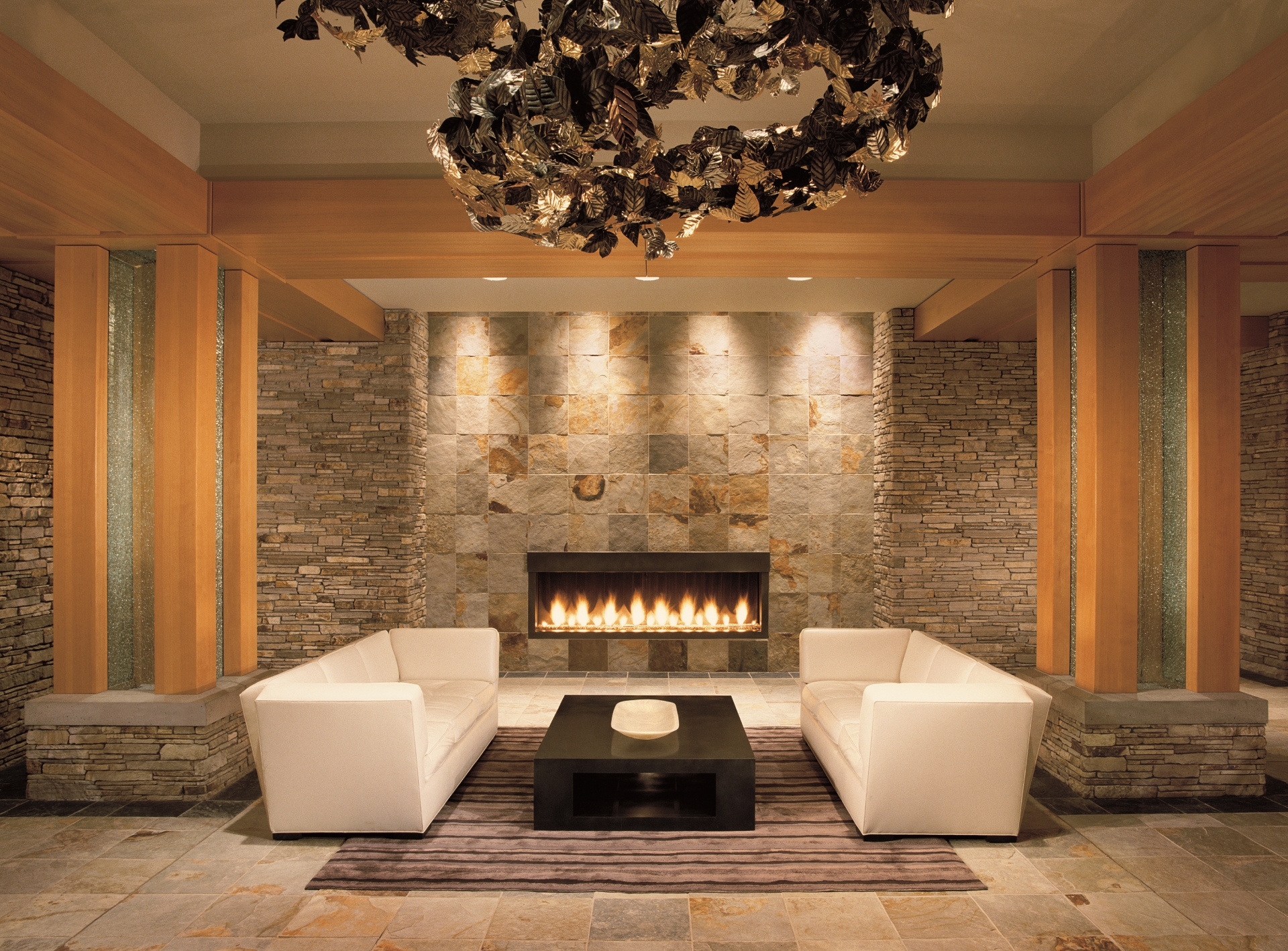 Lounge area - Four Seasons Resort and Residences Whistler