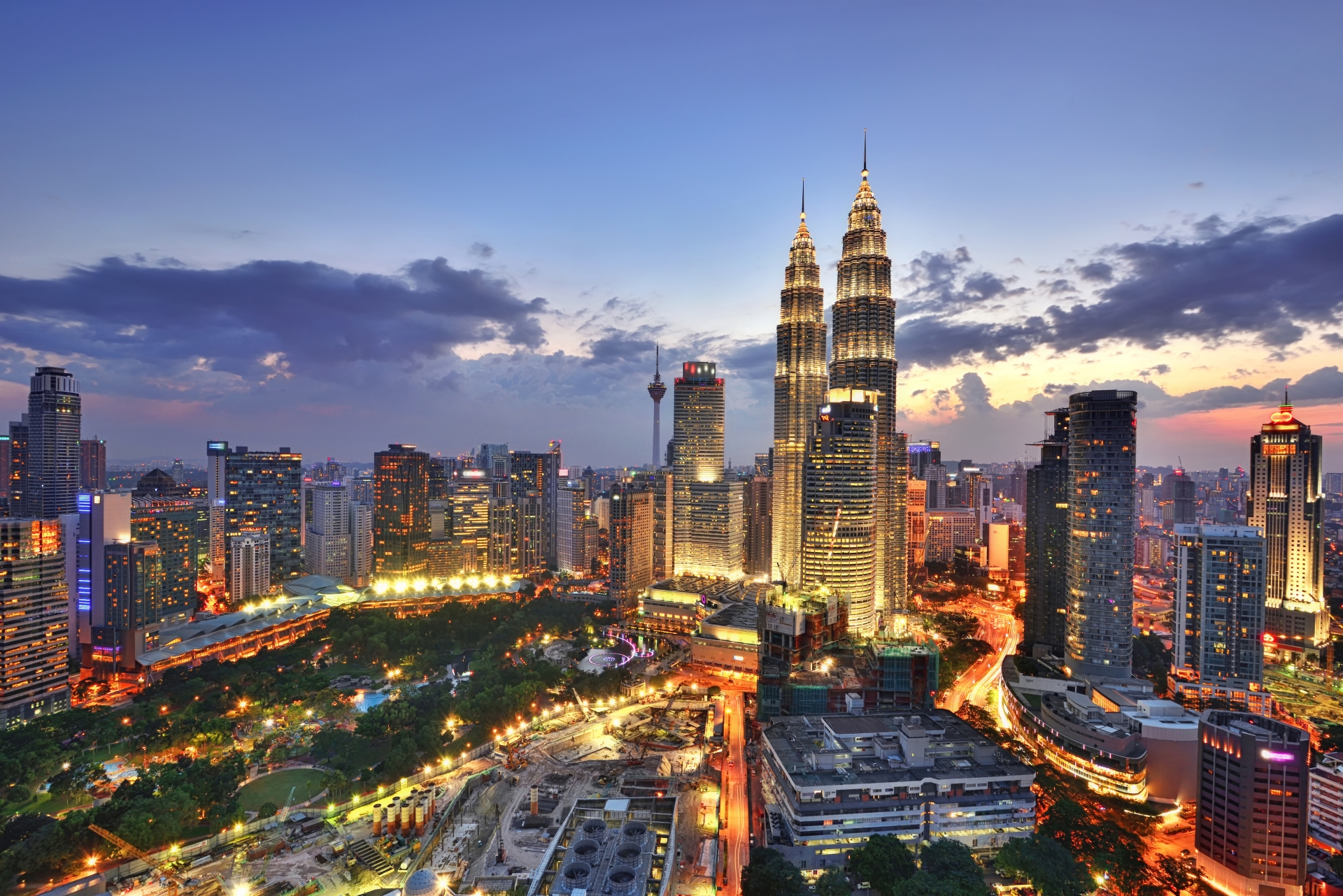 KL by Night - Boutique Romance in Malaysia