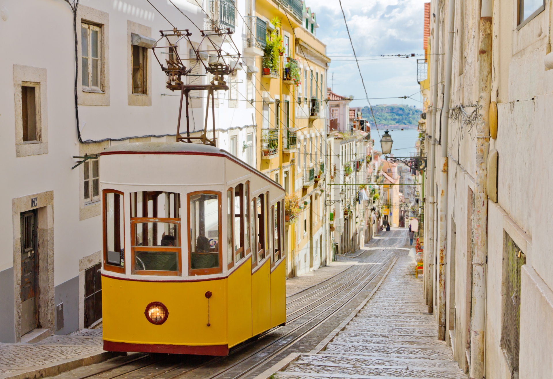 Lisbon funicular - Beyond Lisbon: cobbled streets to coastal retreats