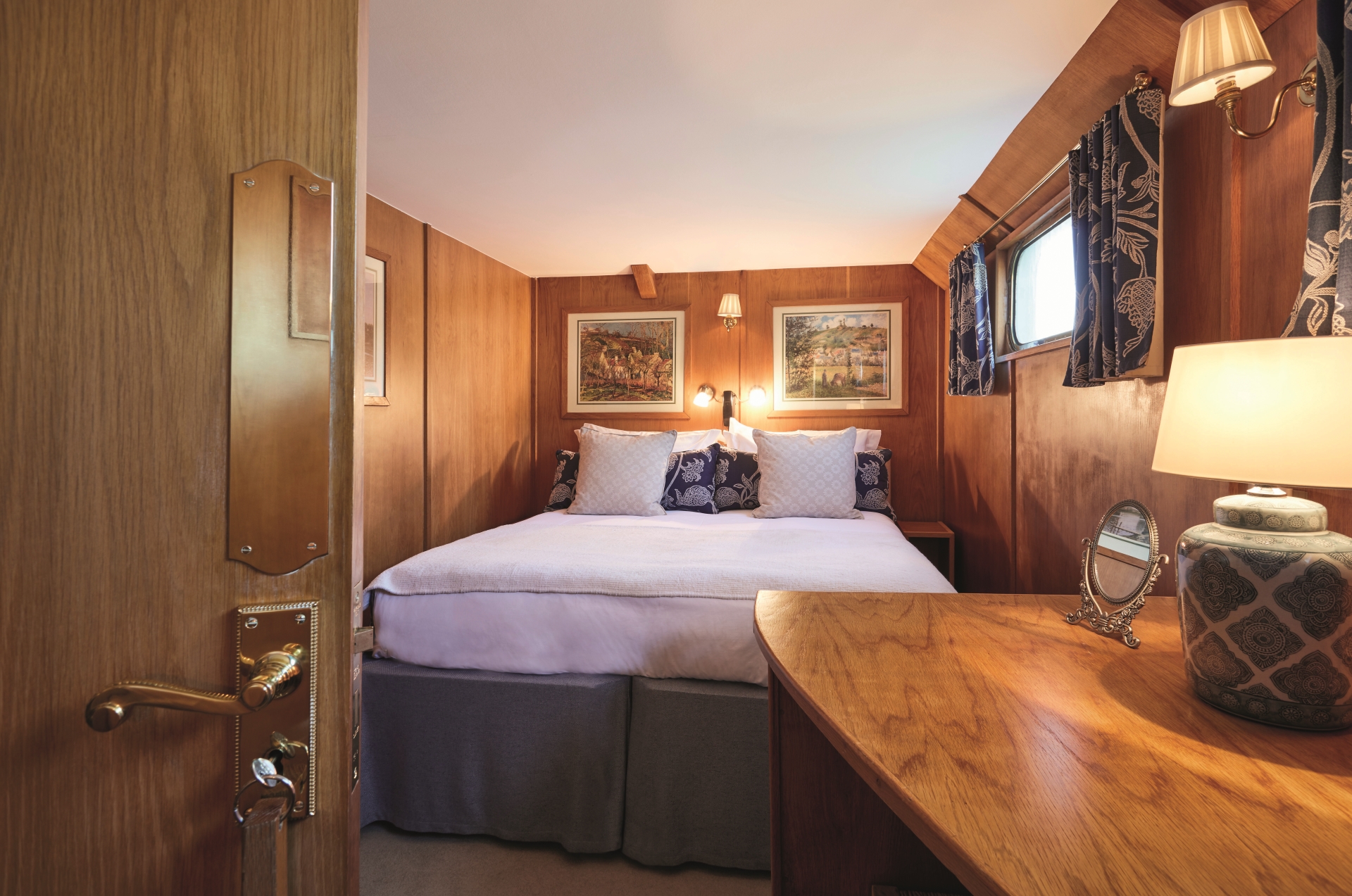 Belmond Napoleon bedroom - The French waterways by luxury barge