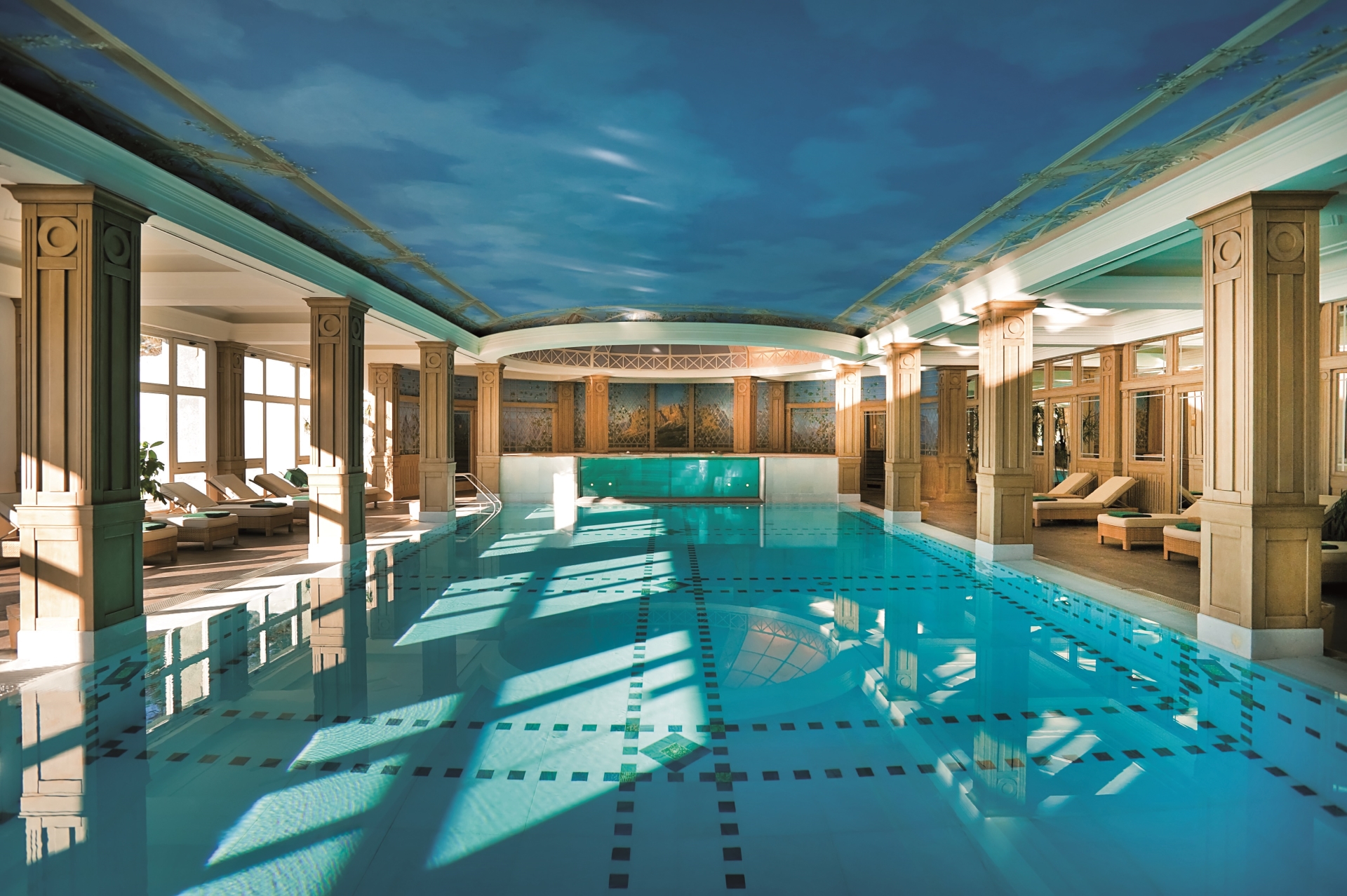 Cristallo Ultimate Spa - Swimming Pool 