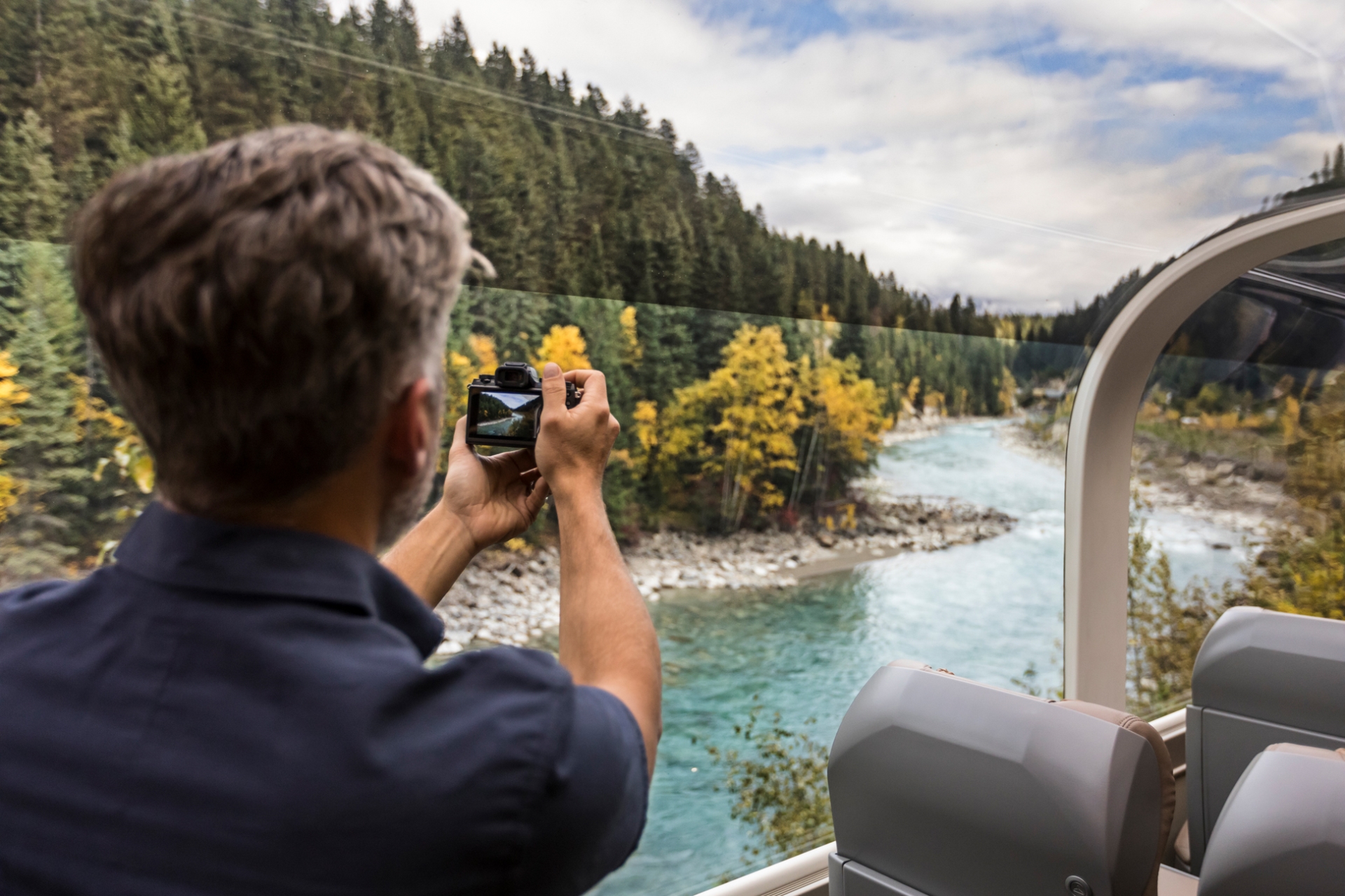 GoldLeaf Viewing - Rocky Mountaineer 