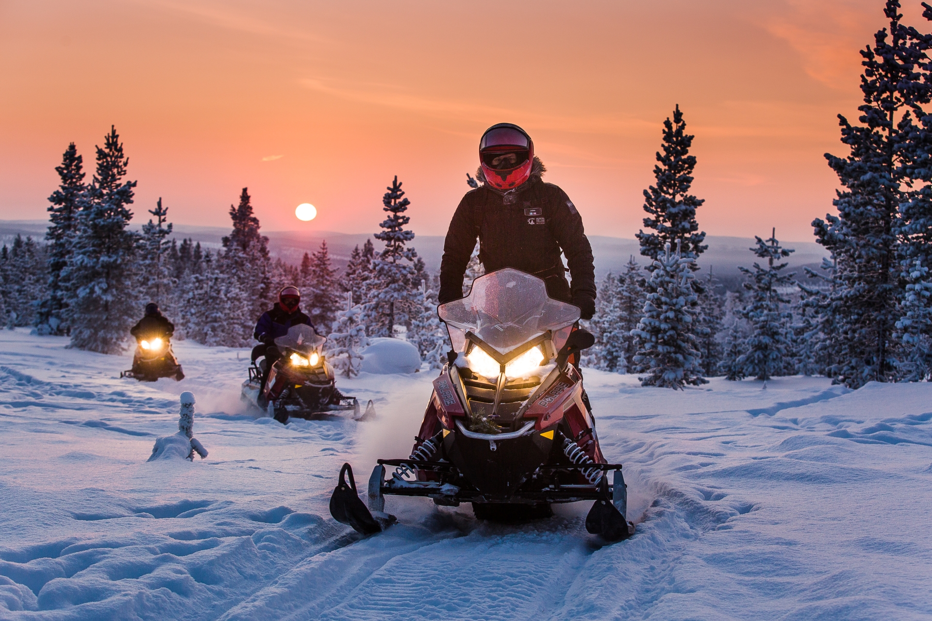 Snowmobile - Finnish Lapland for Families  